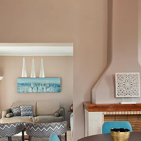 Amazing Messinia | Private Pool Junior Sea View | Private Pool & Sea Views * Καλαμάτα
